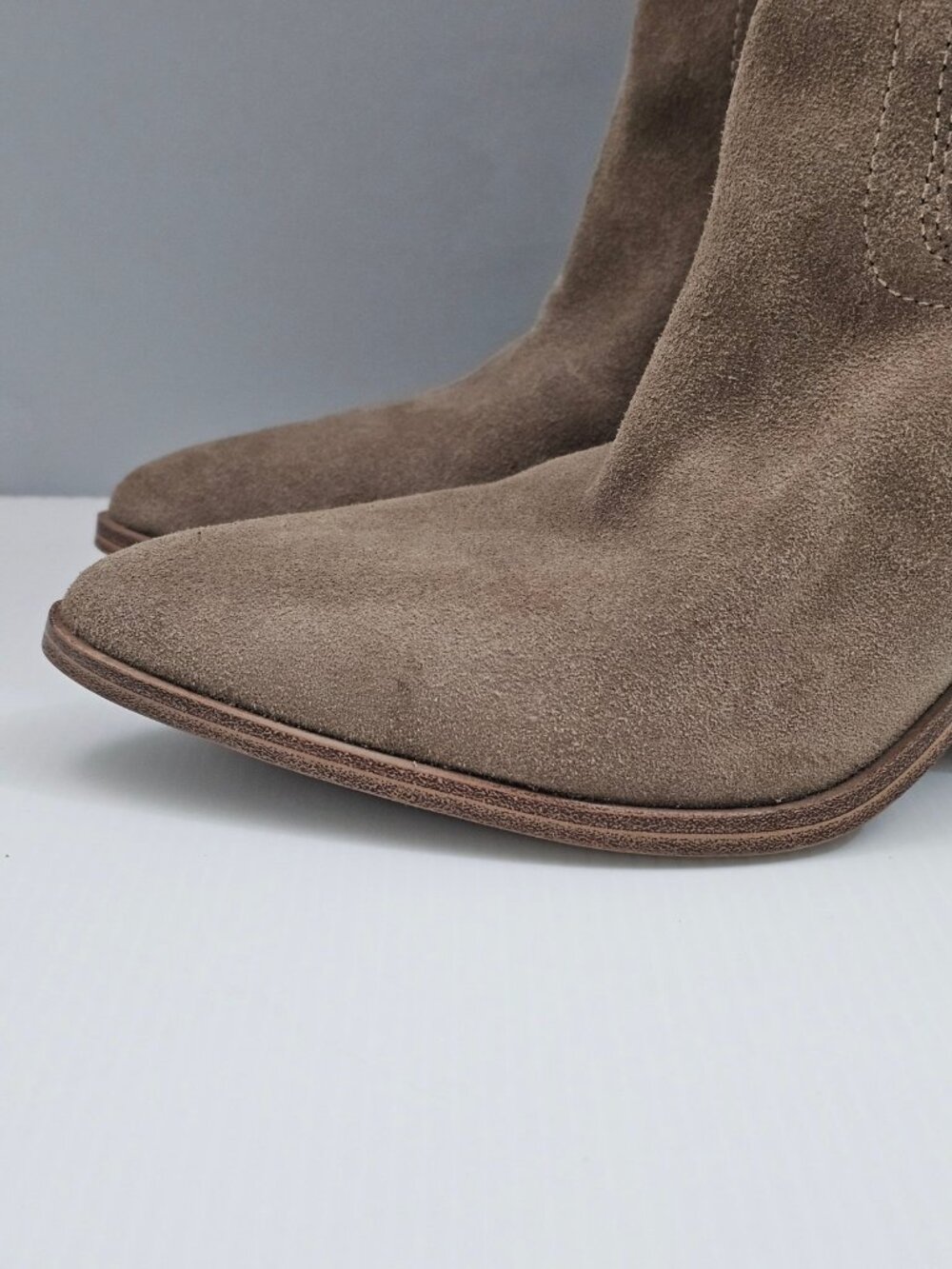 Blondo Windie Waterproof Over The Knee Boots Womens 9 Taupe Suede Block Heel - Picture 2 of 15